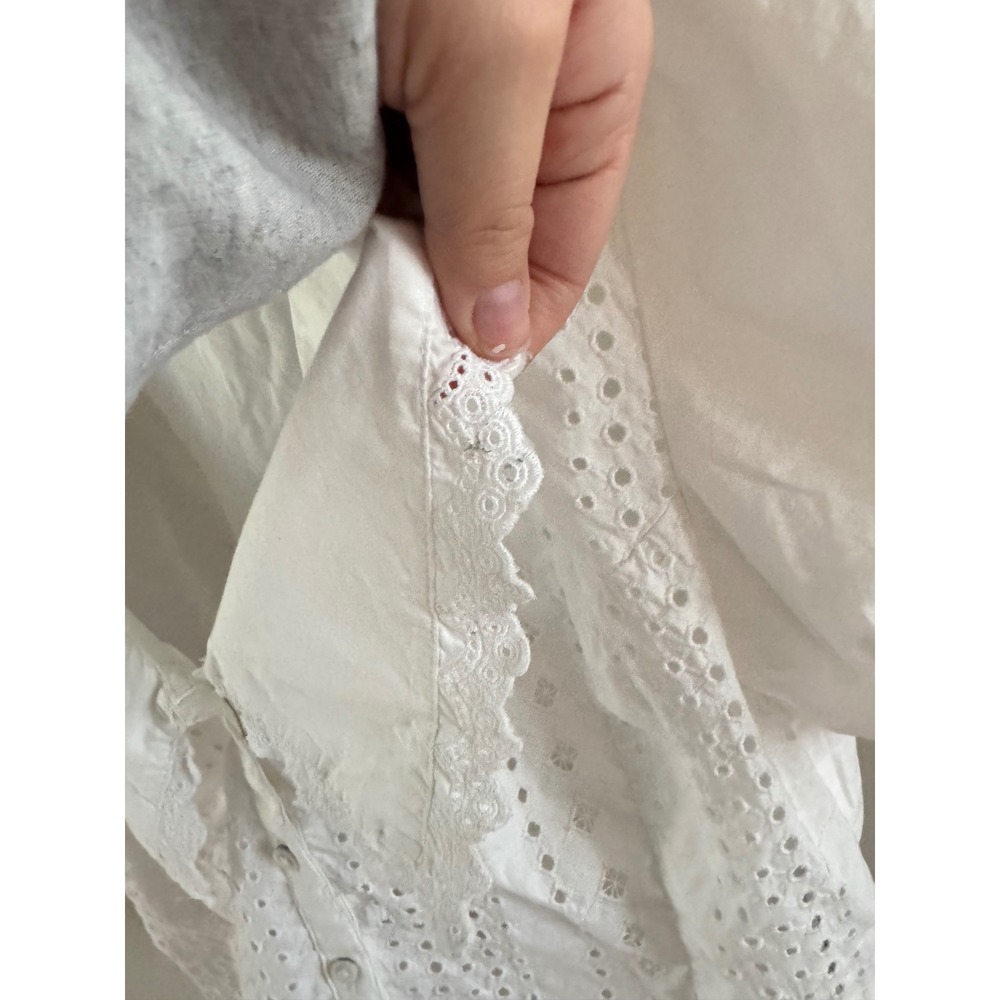 american eagle eyelet button down - Picture 3 of 6